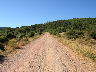 Subiendo la pista hacia Orea