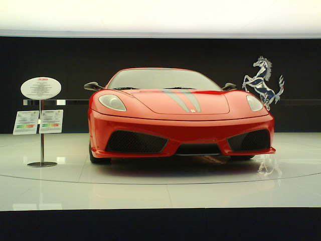 ferrari%2002b.jpg
