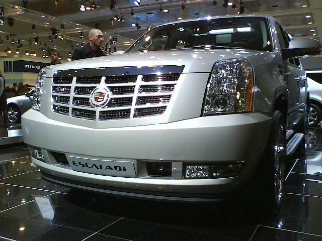 cadillac%20escalade%2001.jpg